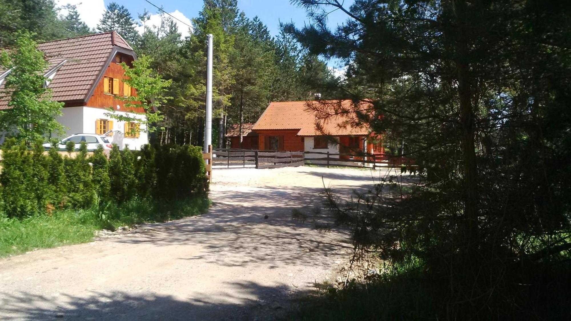 Rudanovac Plitvice Lakes Holiday Lodge מראה חיצוני תמונה